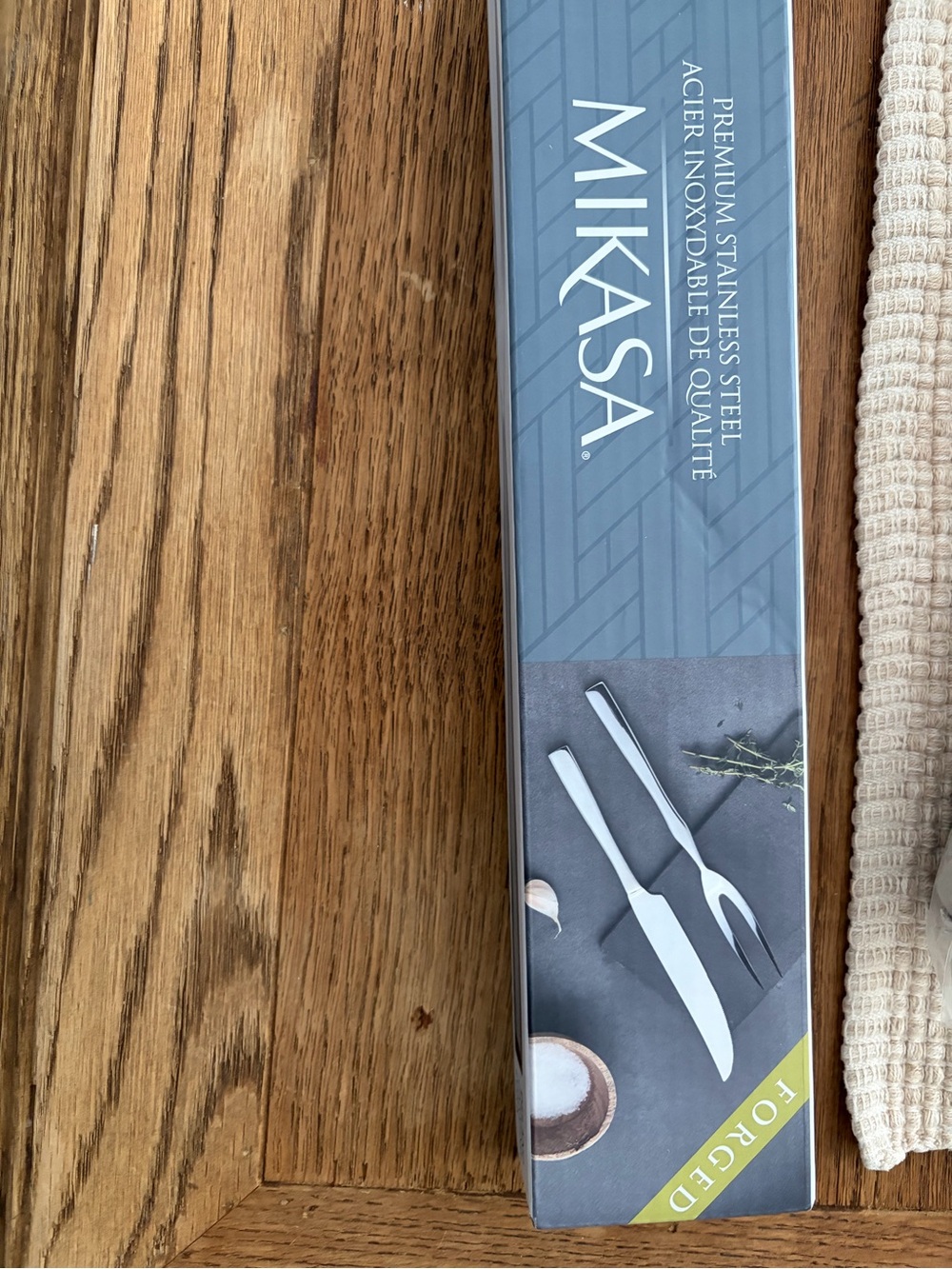 Mikasa Silver Forged Carving Knife and Fork Set